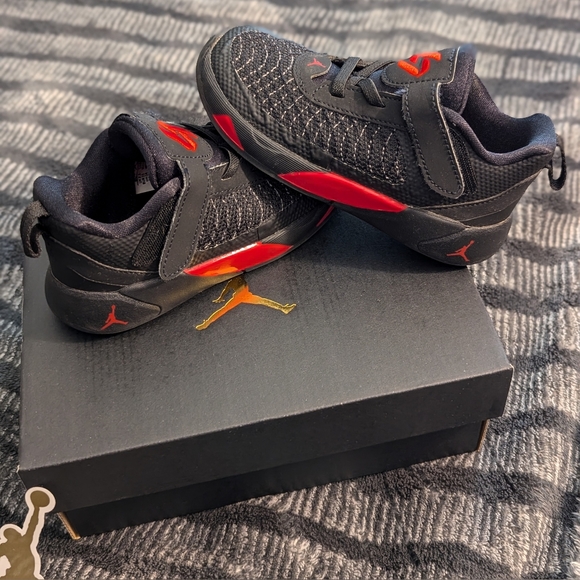 Toddler Luka 1's 8C - Picture 6 of 9